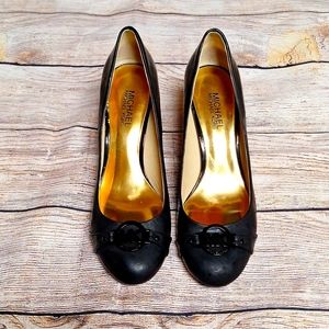 Micheal Kors black 2 inch heel